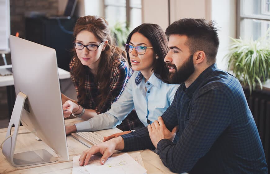 What are the Benefits of Outsourcing IT services?